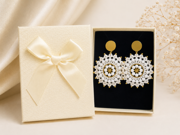 ChatGPT Image 13 ago 2026, 18_13_07 Aros Mandala Blanco y Dorado en Acero Inoxidable